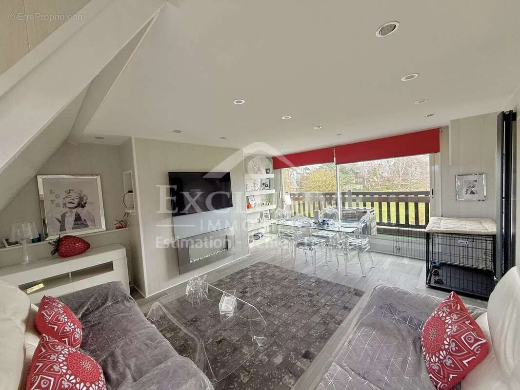 Appartement à TOURGEVILLE