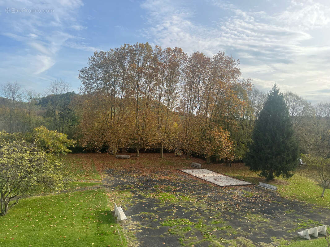 Appartement à SAINT-ASTIER