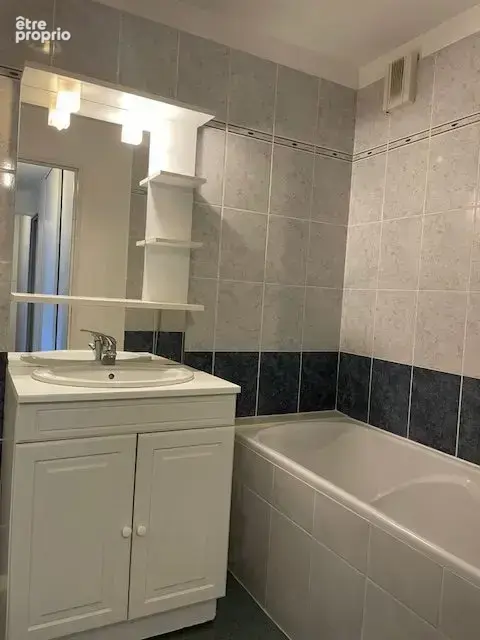 Appartement 4 pièces 73 m² à vendre à Vannes (56000) - photo 8