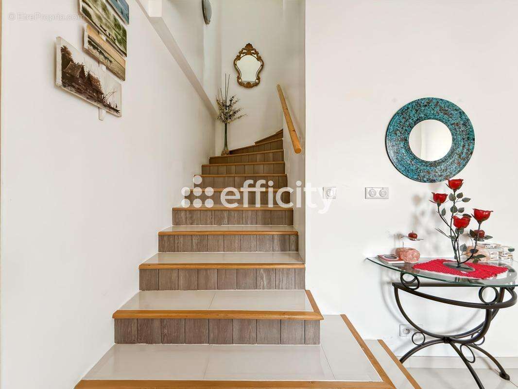 Maison 149 m² à Saint-Regle  - photo 18