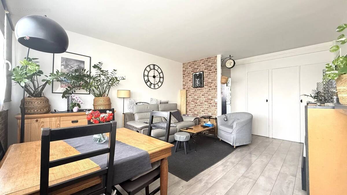 Appartement à DOMONT