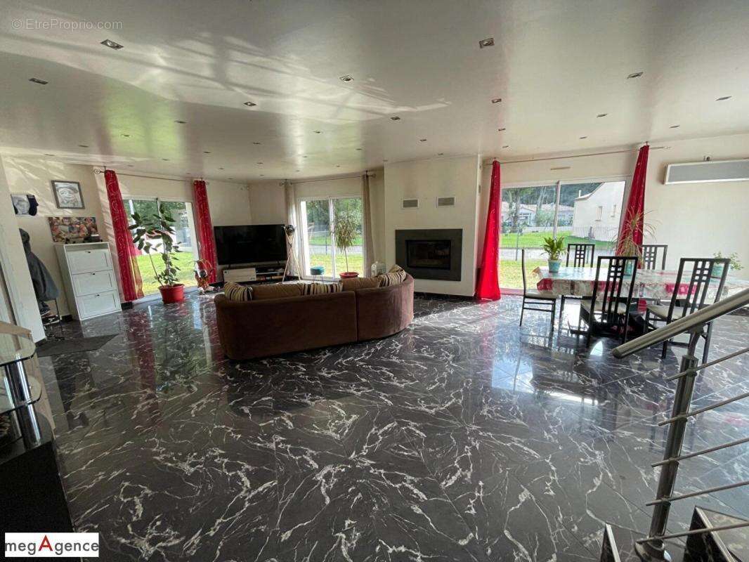 Maison à LA CHEVROLIERE