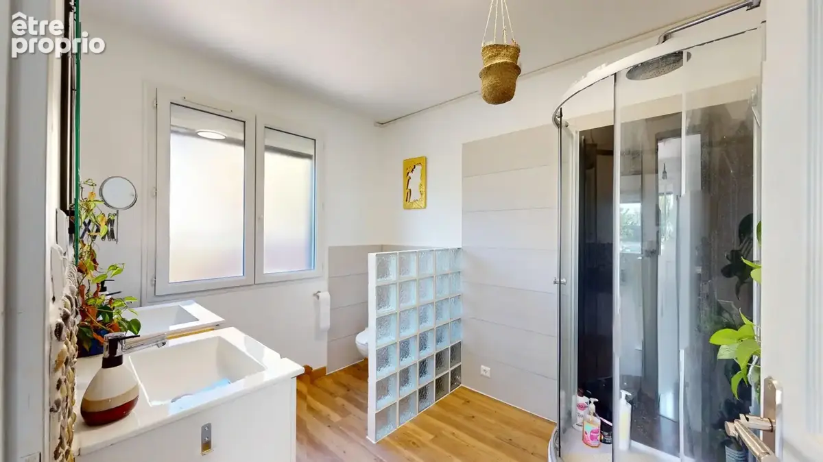 Maison 3 pièces avec bureau et jardin - photo 4