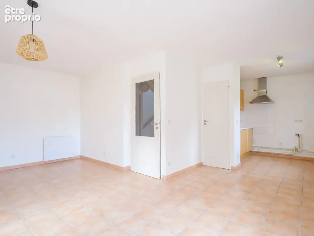 Jolie t3 duplex avec spacieuse terrasse de 38,80 m2, cave et garage - francin ! - photo 6