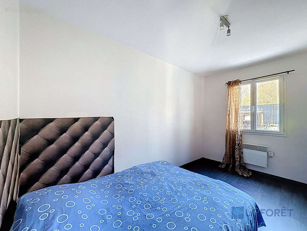 Maison à SAINT-GERMAIN-LES-ARPAJON