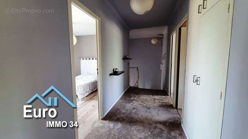 Maison de style vigneronne de 160 m² avec grand garage - photo 10
