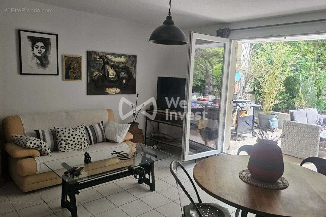 Appartement à MARSEILLE-9E