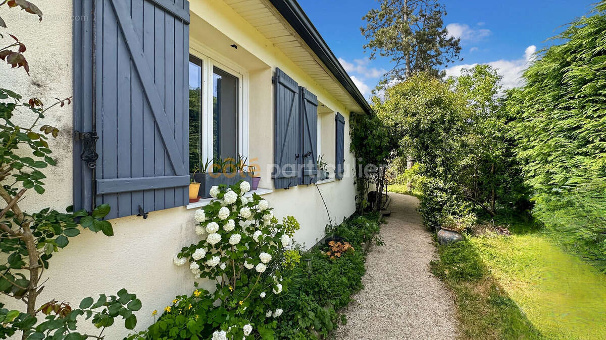 Maison à EVRY-GREGY-SUR-YERRE