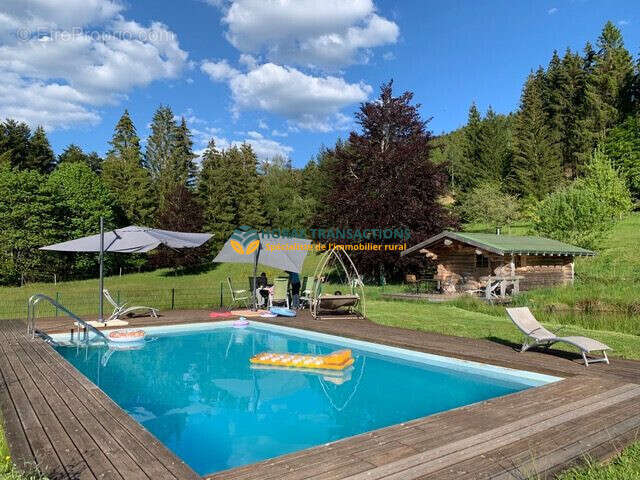 Maison à LE VAL-D&#039;AJOL