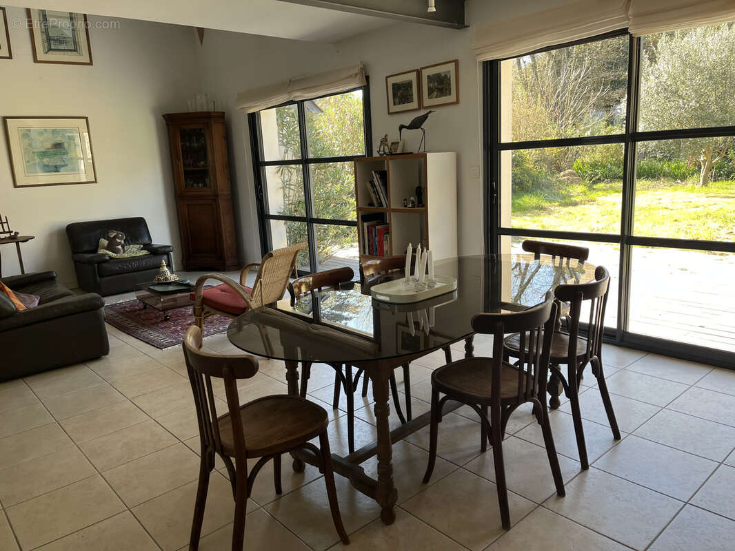 Maison à LARMOR-BADEN