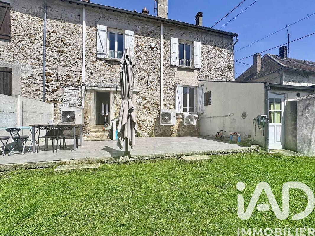 Photo 1 - Maison à MAUPERTHUIS