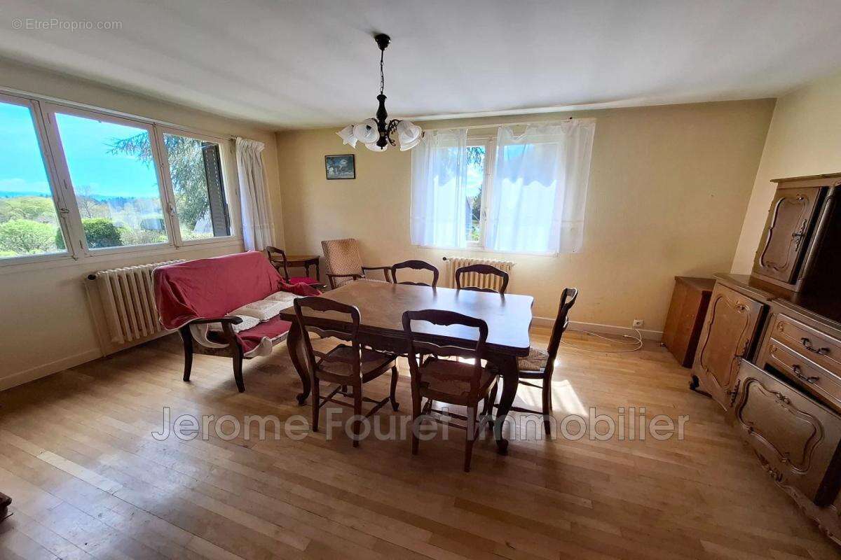 Maison à MARGERIDES
