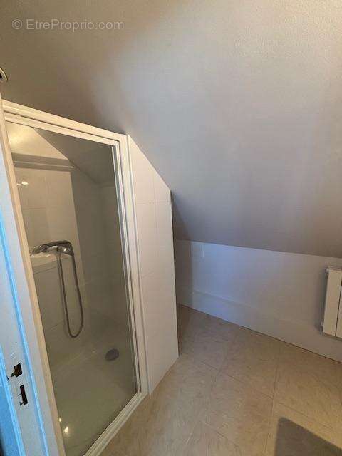 Maison à THIERS-SUR-THEVE