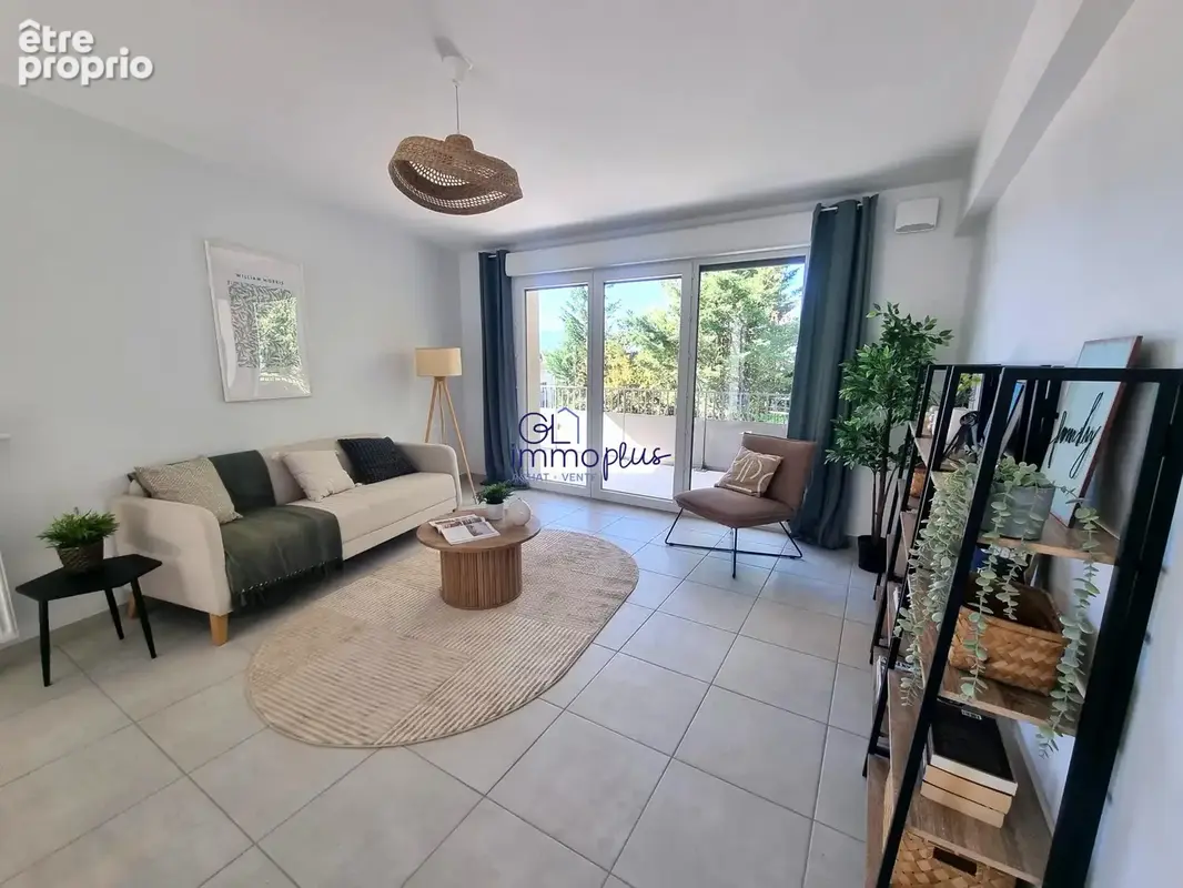 Photo Appartement à Challes-Les-Eaux au prix de 282 000€
