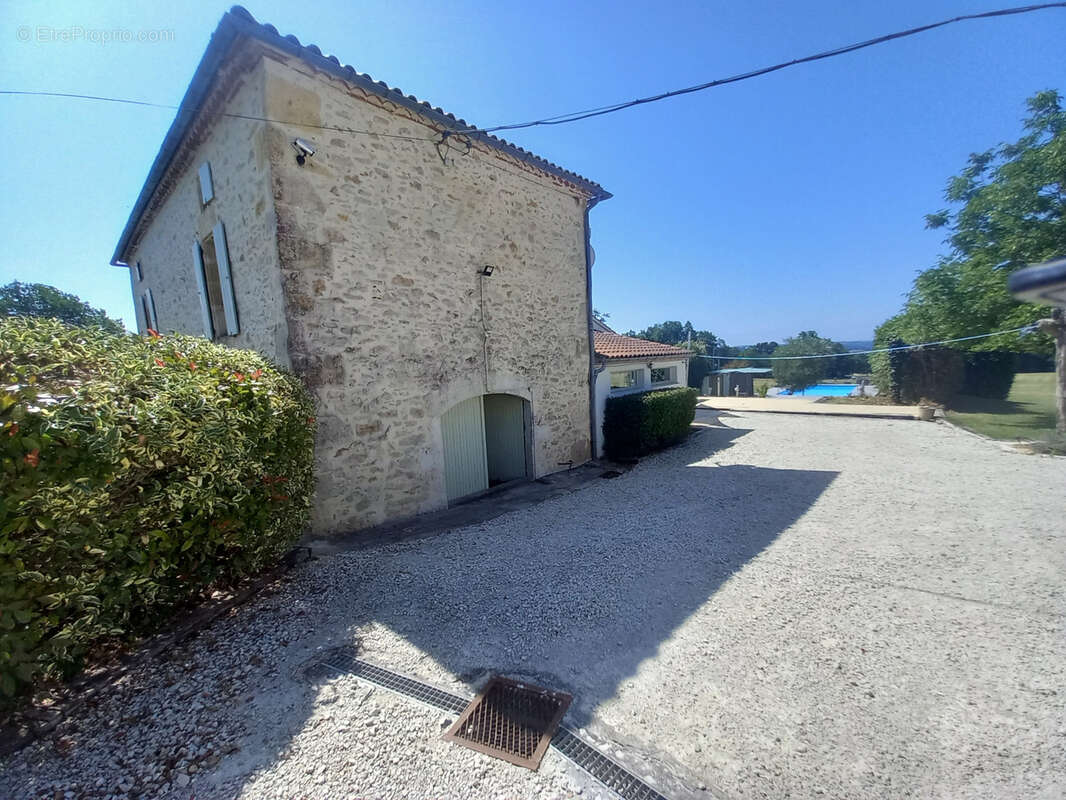 Maison à THEZAC