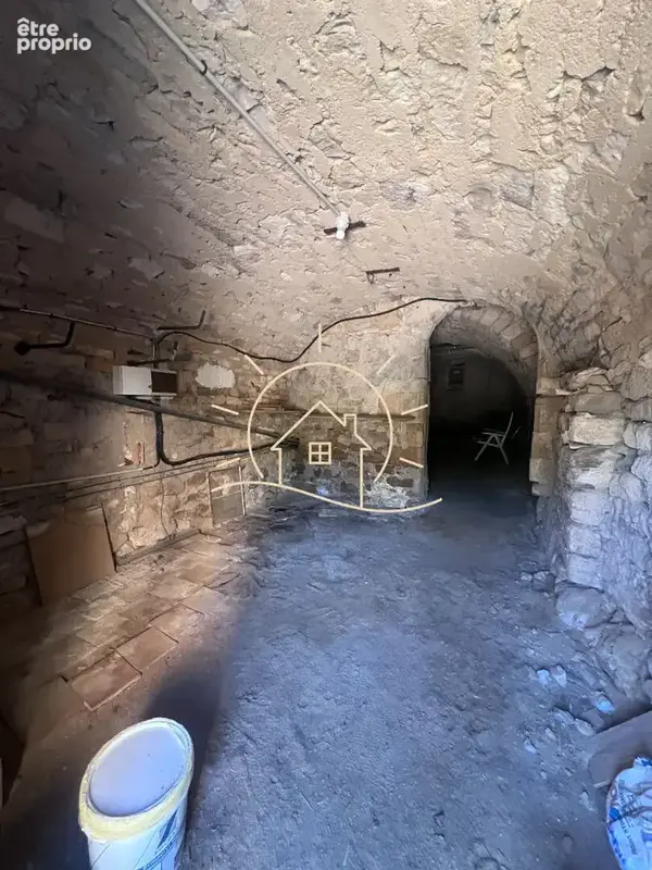Maison au coeur du village de Bessas - photo 9