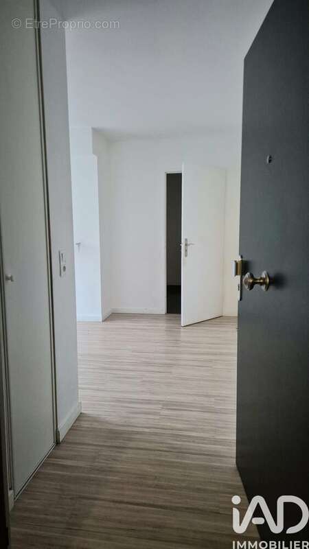 Photo 3 - Appartement à CORBEIL-ESSONNES