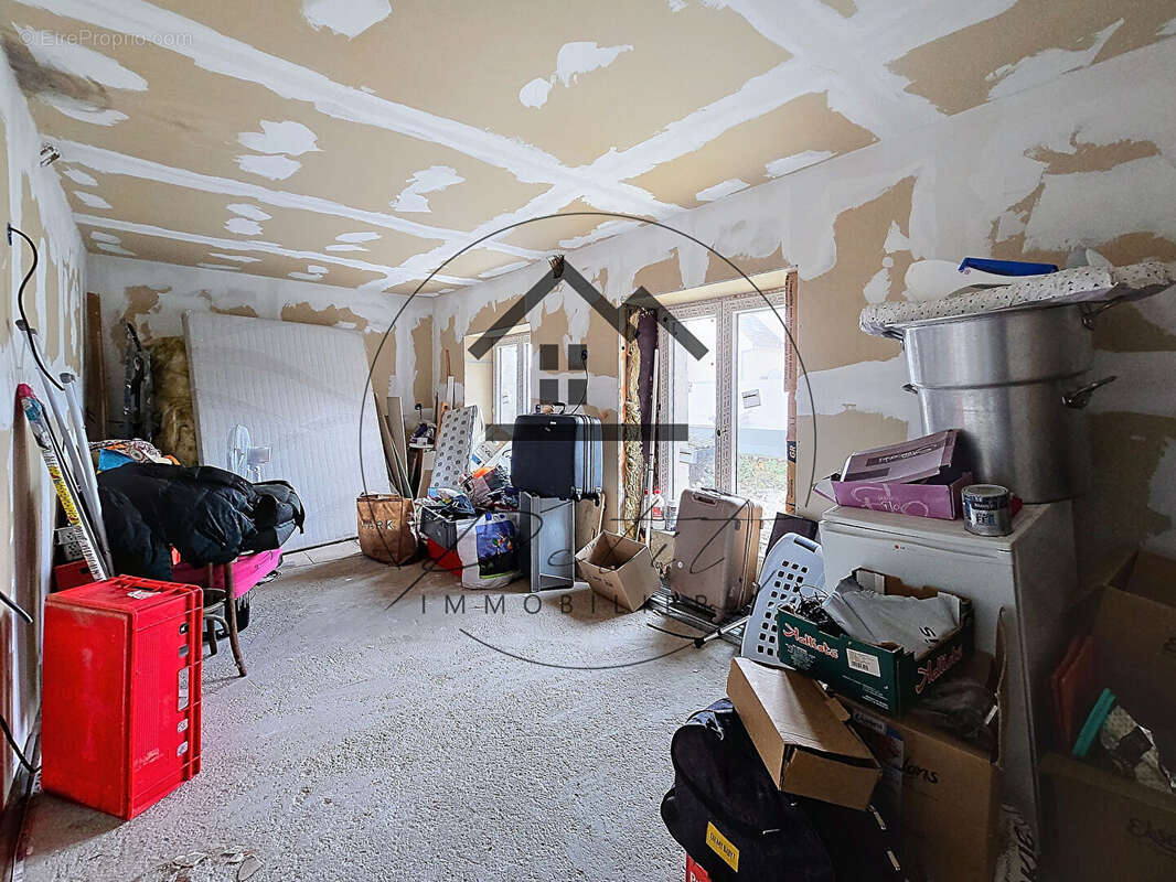 Appartement à MOUY