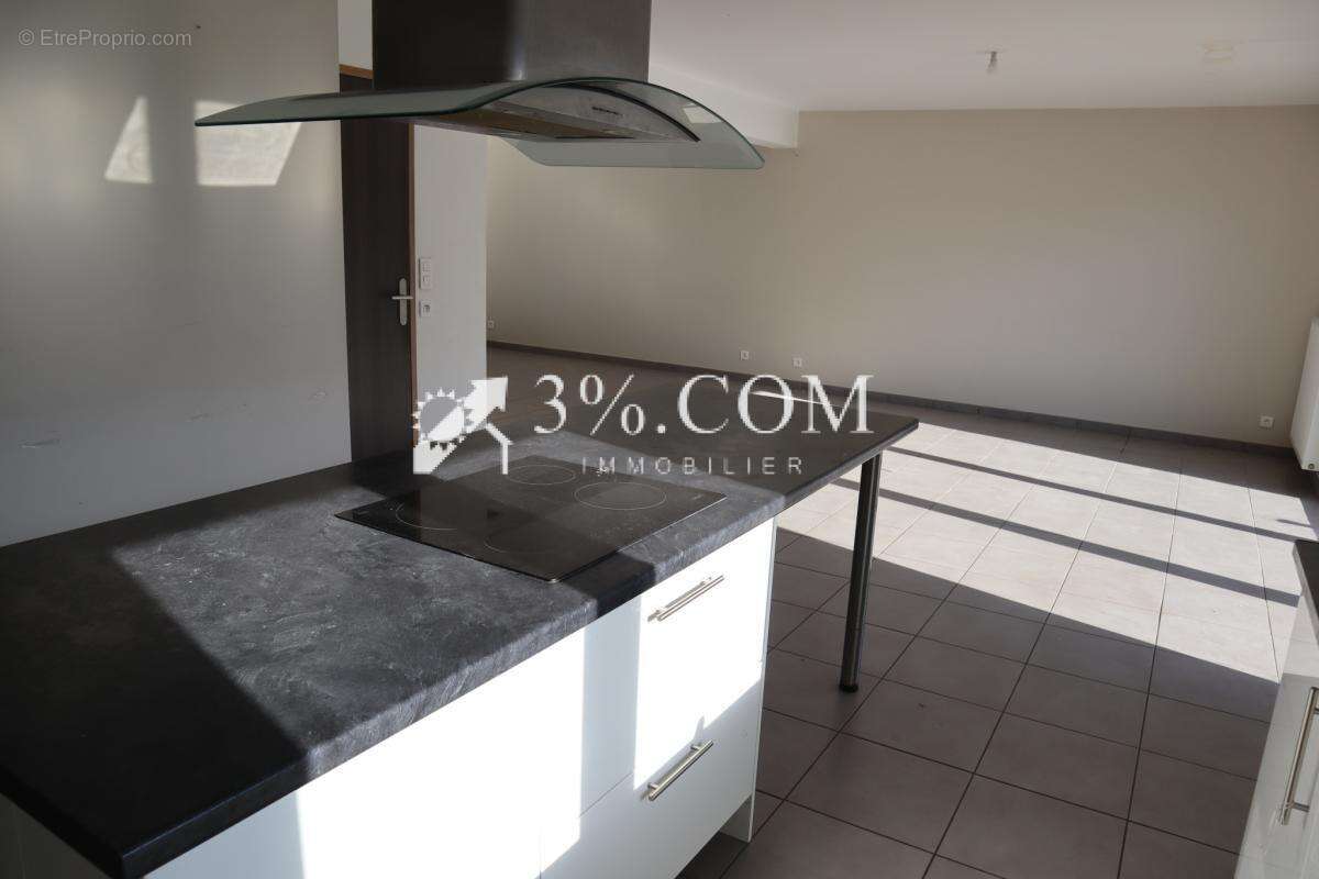 Maison à GONDECOURT