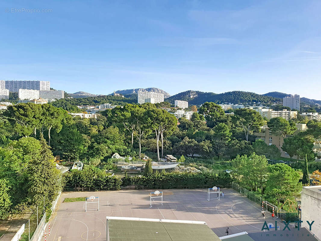 Appartement à MARSEILLE-9E