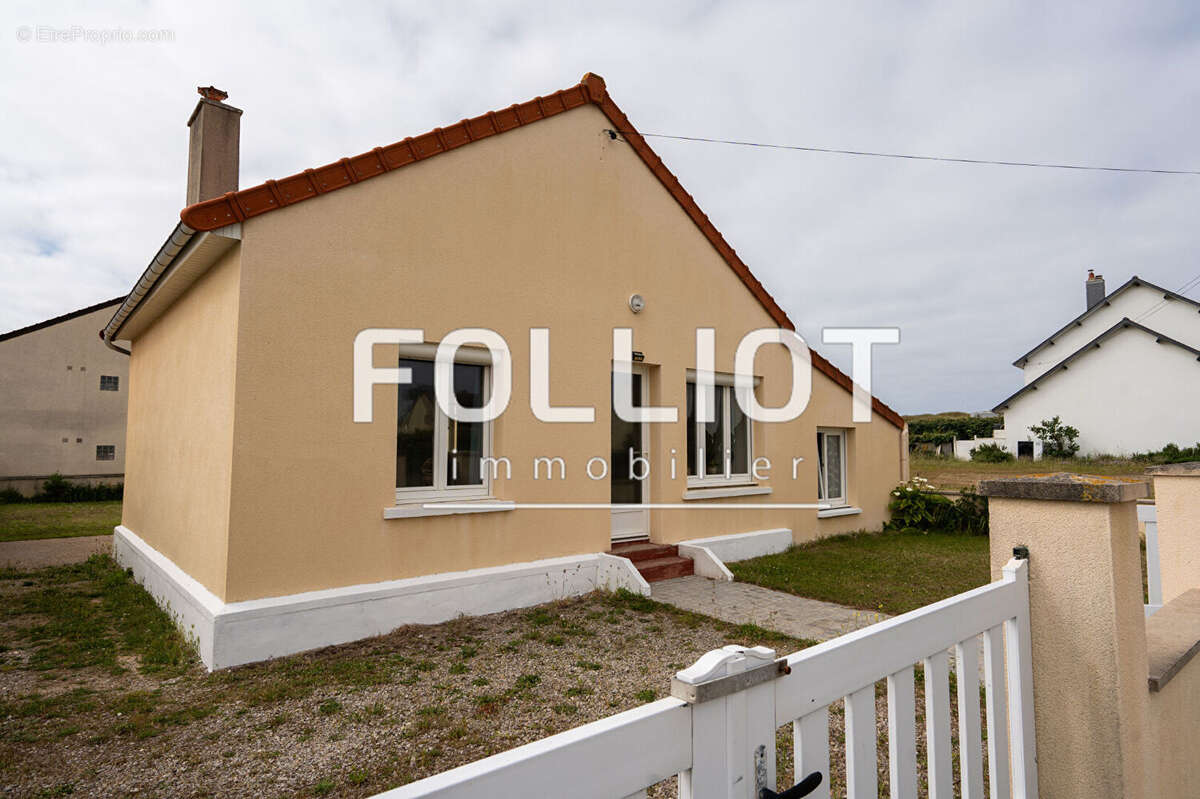 Maison à SURTAINVILLE