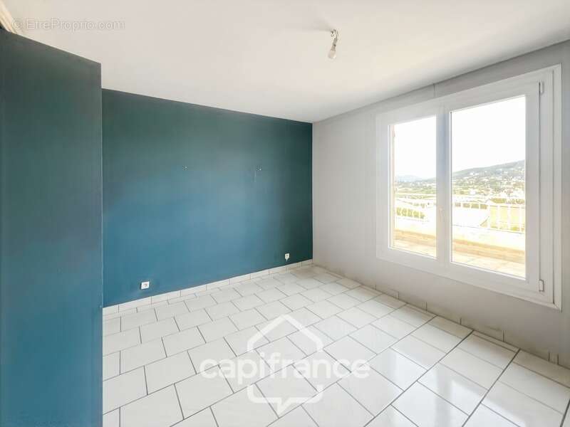 Maison à CARQUEIRANNE