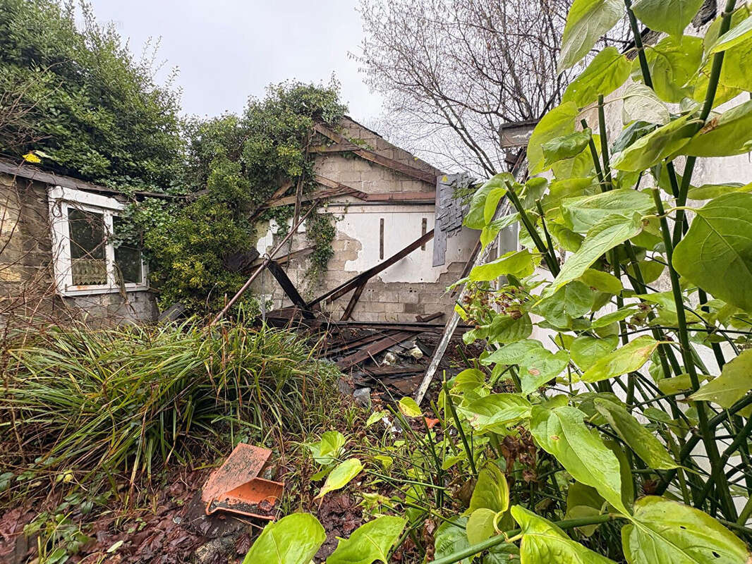 Maison à PLOUNEOUR-MENEZ