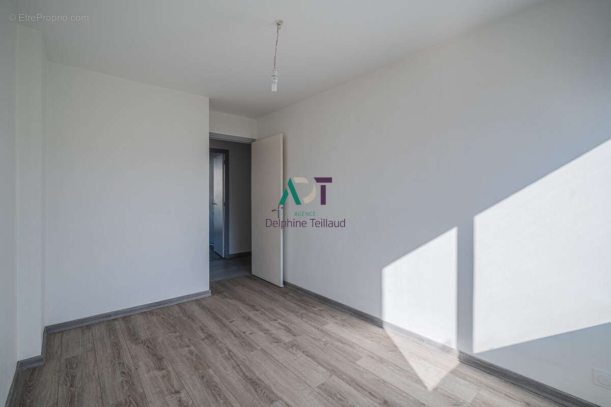 Appartement à FONTAINE