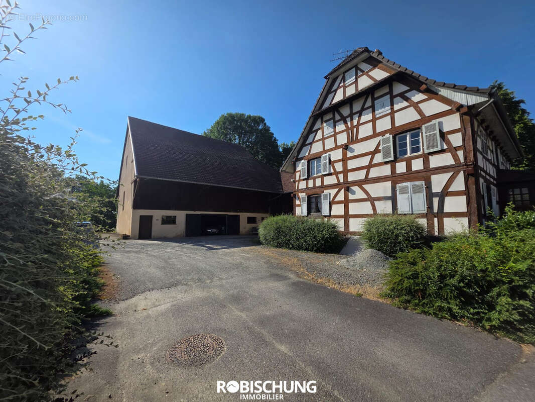 WOLFERSDORF : Magnifique corps de ferme - photo 12