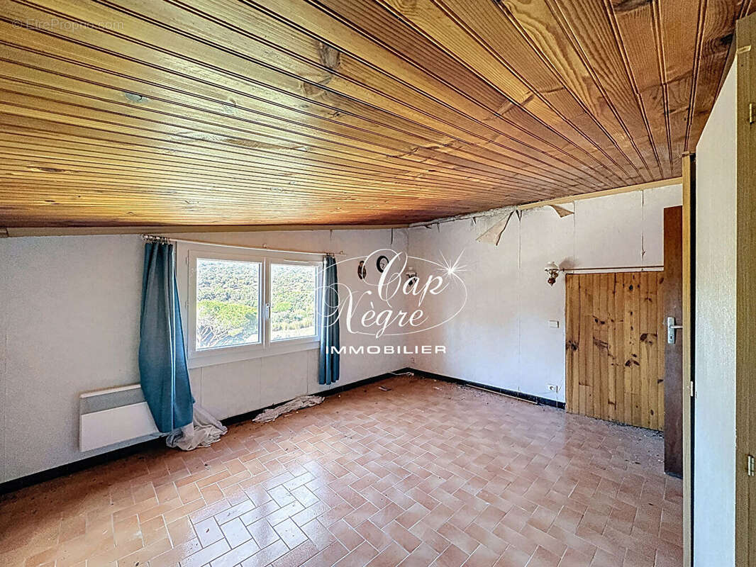 Maison à BORMES-LES-MIMOSAS