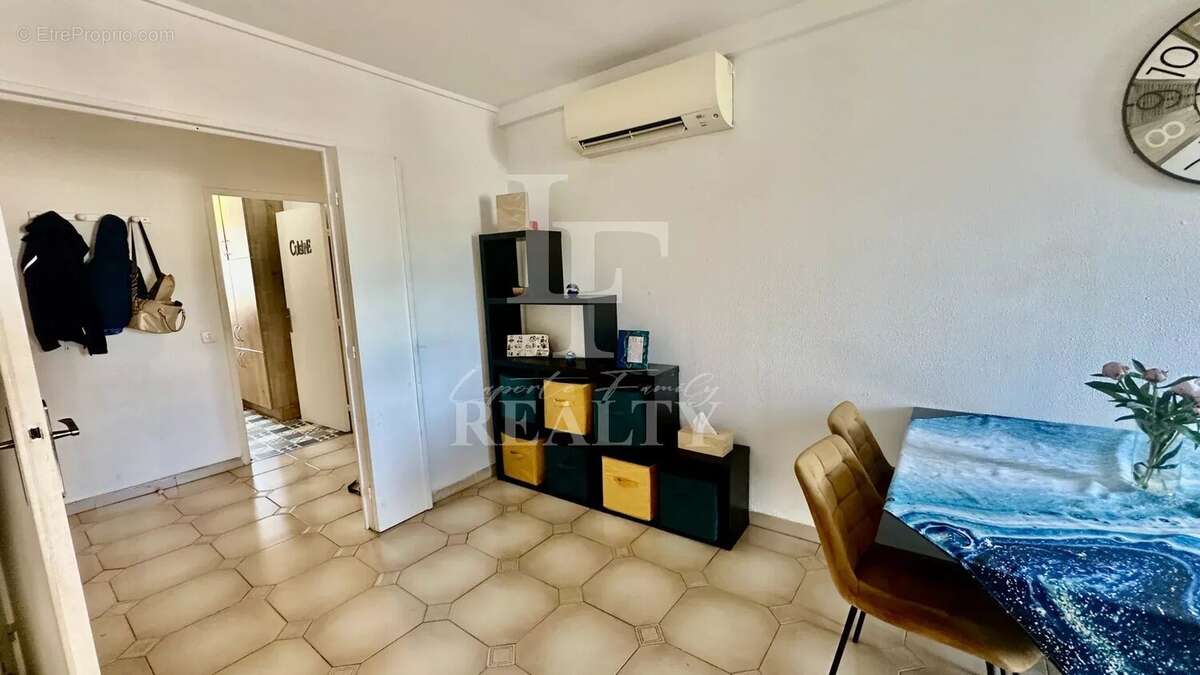 Appartement 3 pièces de 71 m² , Traversant, Loggia, Cave, garage - photo 18