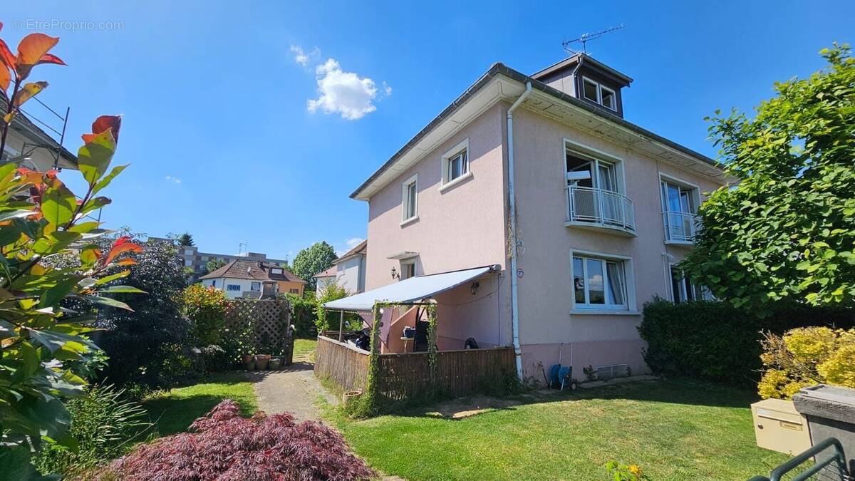 Maison à HUNINGUE