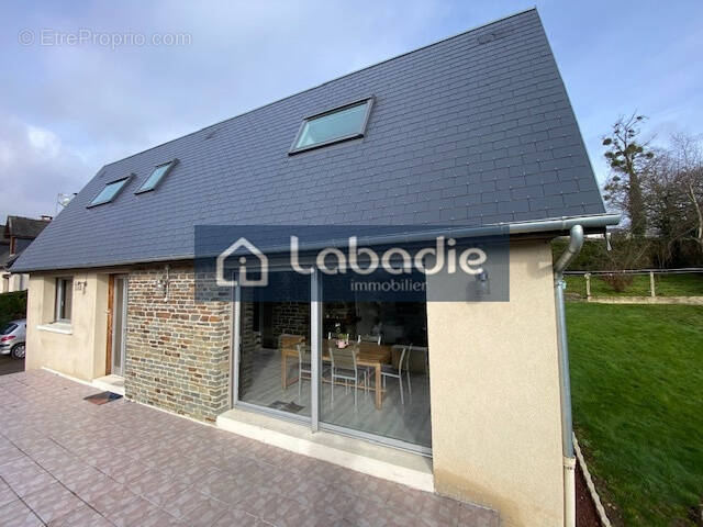 Maison à CHENEDOLLE