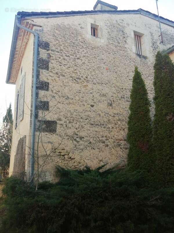 Appartement à GURAT