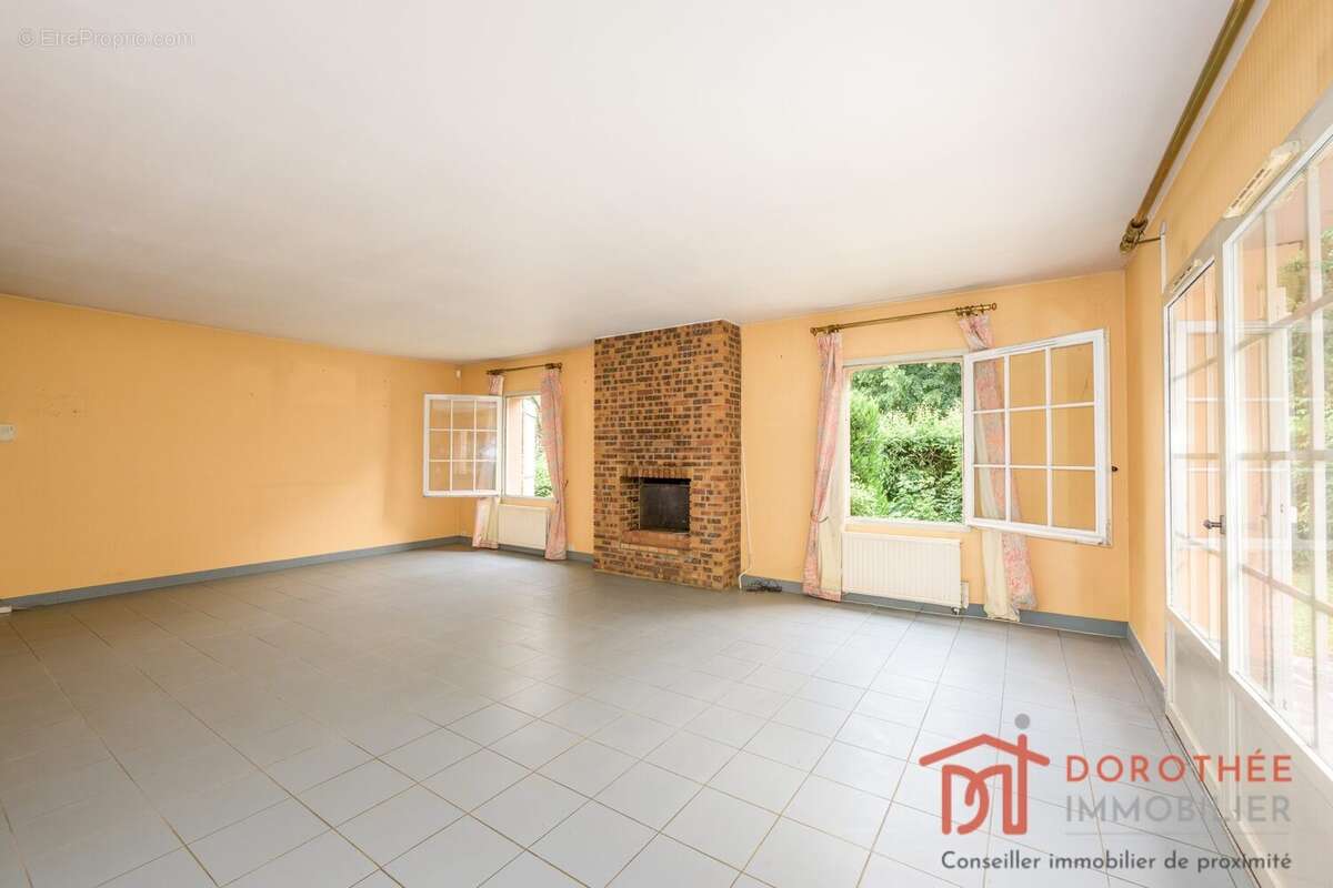 Maison à MAROLLES-EN-BRIE