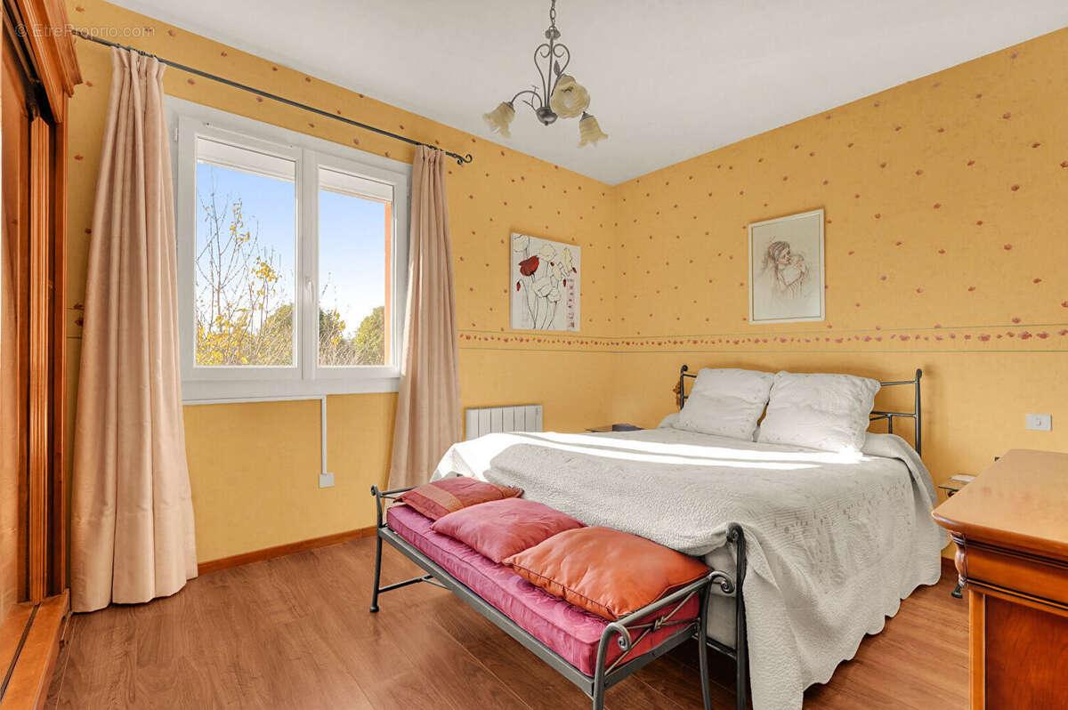 Maison à CASTELMAUROU