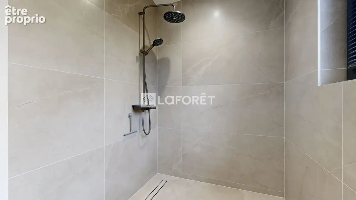 Maison Berstett 8 pièces 216 m2 / Piscine / DOUBLE GARAGE / TRES BON ETAT - photo 9