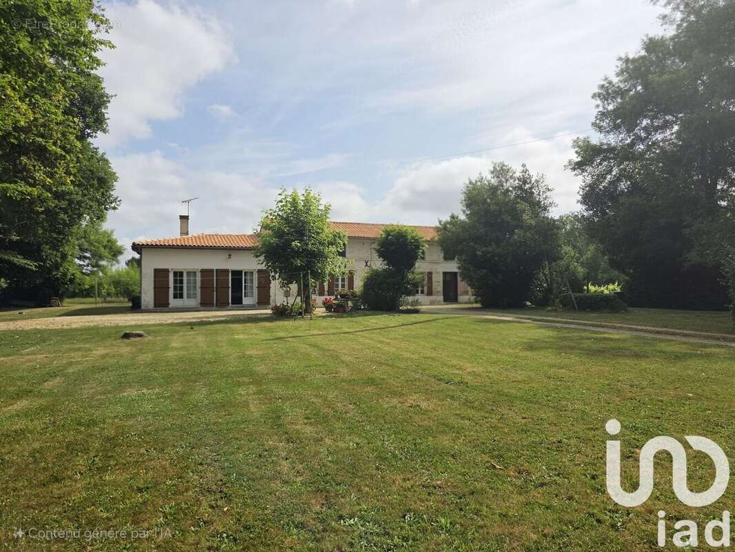 Maison 123 m² à Chamouillac  - photo 2