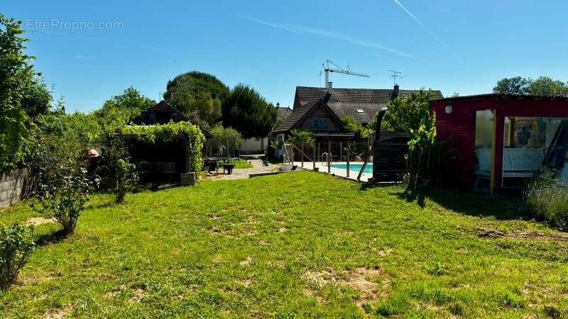 Exclusivité Capifrance – Maison individuelle de 101 m² et sa dépendance aménageable de 25 m² – Grand terrain clos de 1 980 m² av - photo 14