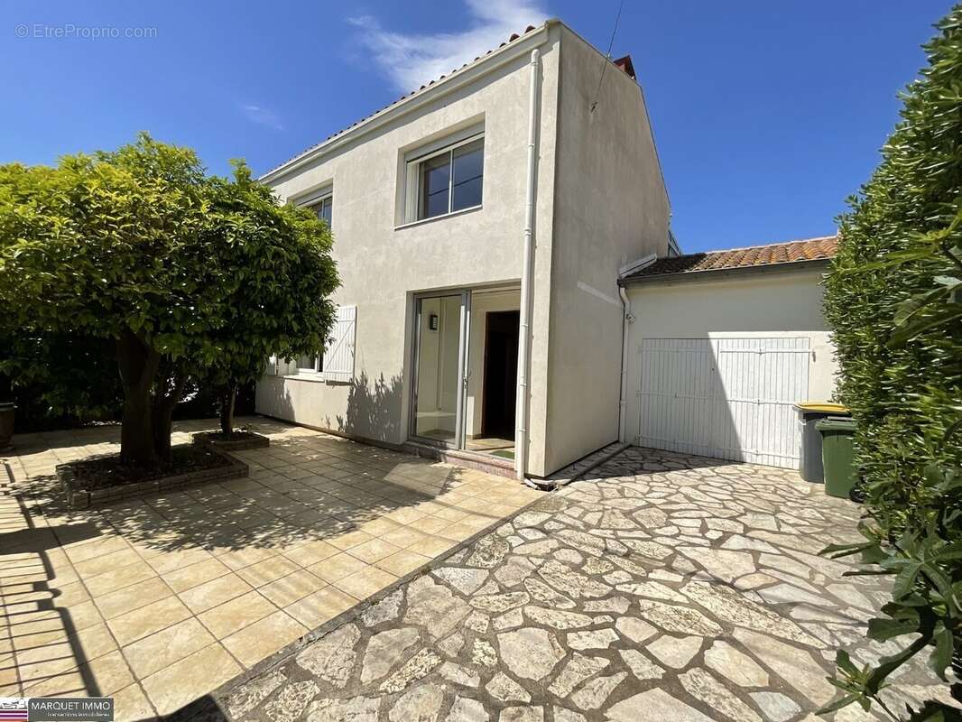 Maison à BEZIERS