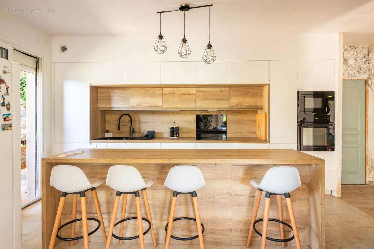 Maison à MARSEILLE-11E