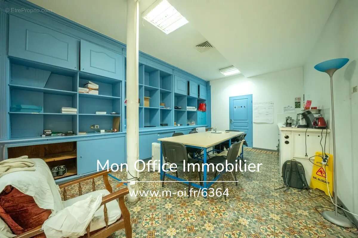 Commerce à MARSEILLE-1E