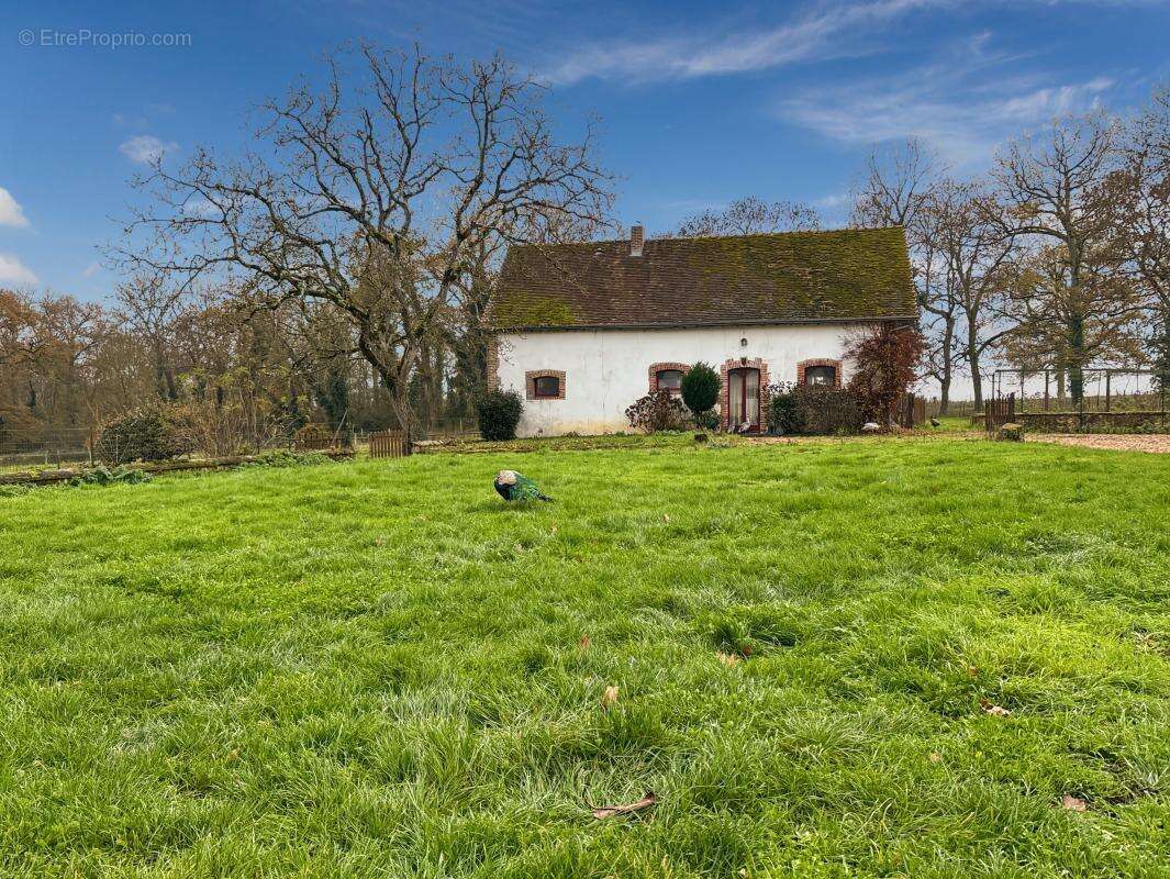 Maison à SAINT-JEAN-FROIDMENTEL