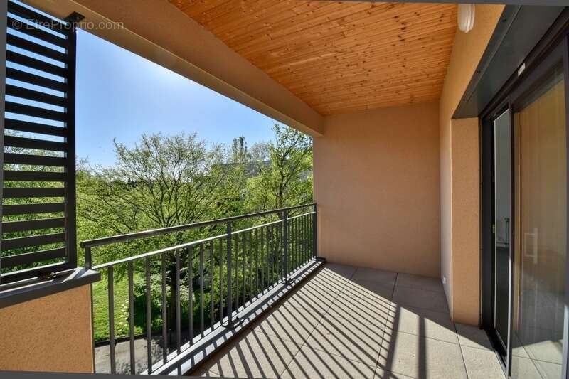 Appartement à DARDILLY