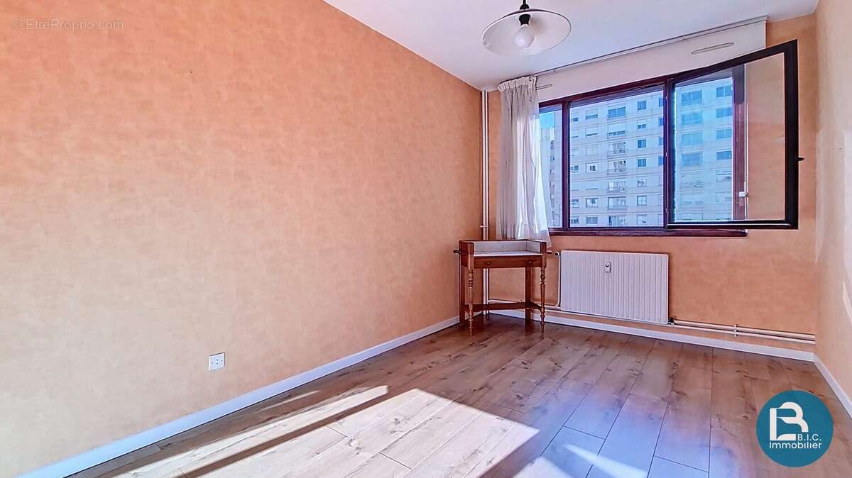 Appartement à LYON-7E