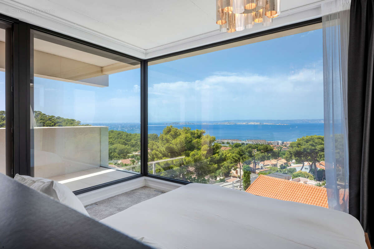 Maison à MARSEILLE-8E