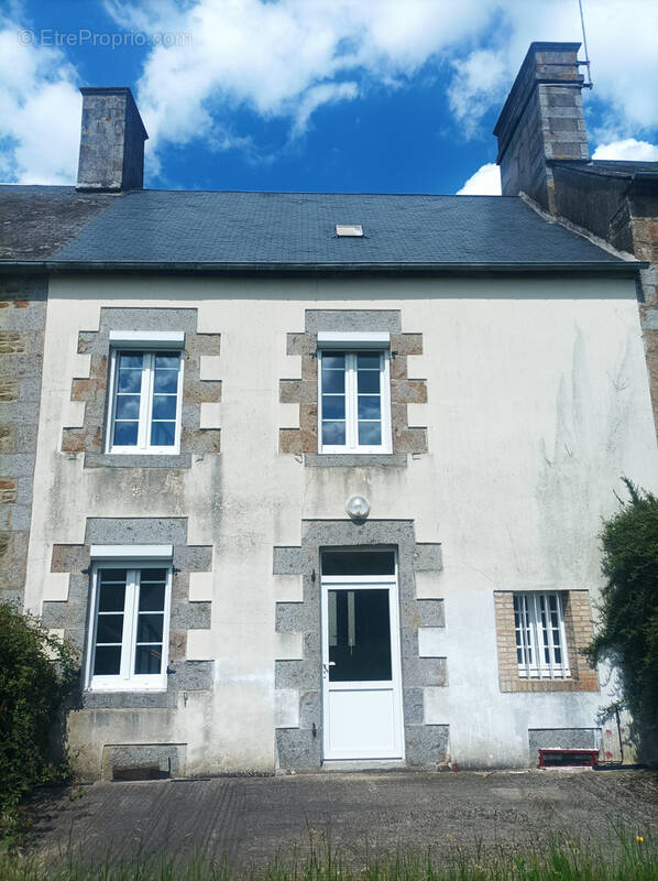 Maison à COUTERNE