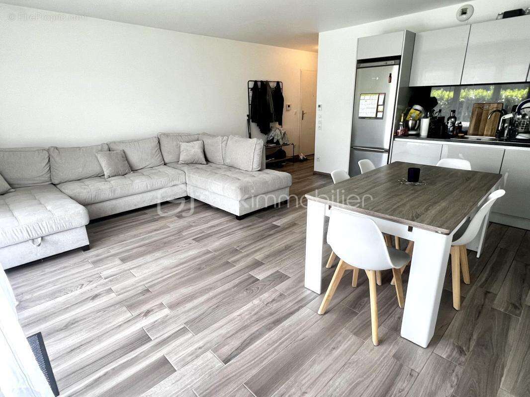 Appartement à CRECY-LA-CHAPELLE
