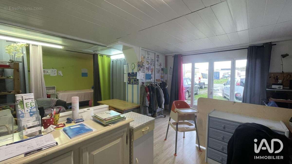 Photo 5 - Commerce à LE HEZO