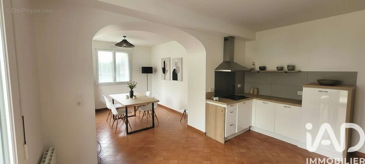 Photo 2 - Maison à SAINT-JEAN-D&#039;ANGELY